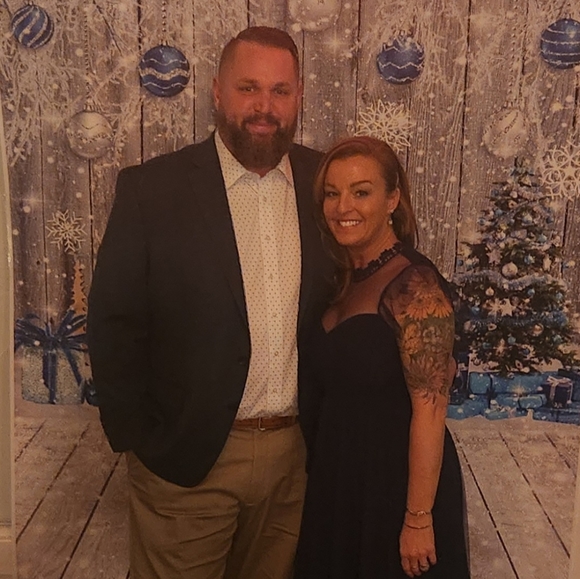 Live Like Listing: Shop my closet, low starts, under $10. - Picture 7 of 16